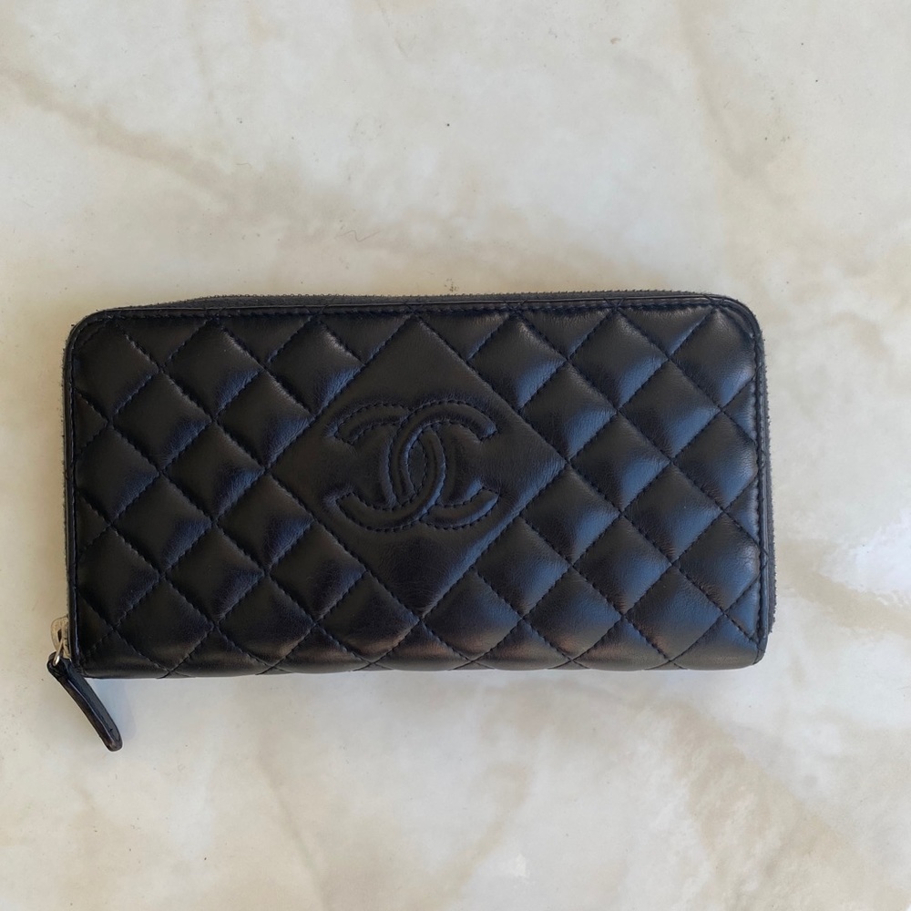Chanel wallet